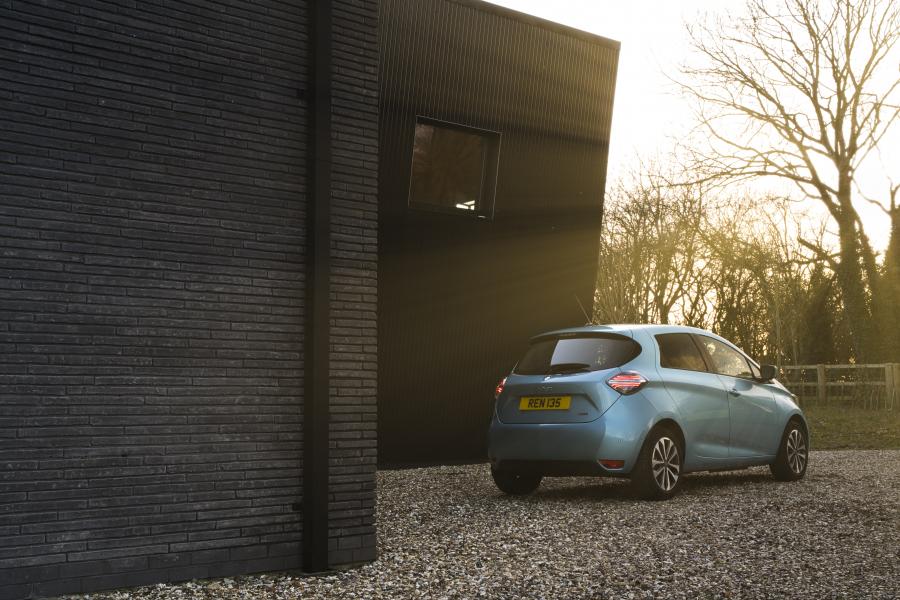  Renault Zoe 2020 года  (UK) (фото 3 из 40)
